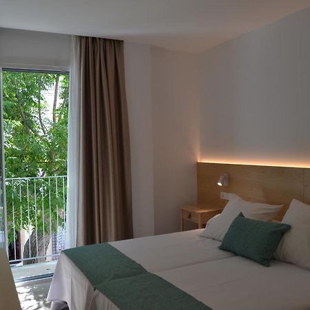 Hotel Oasis Conil De La Frontera Esterno foto