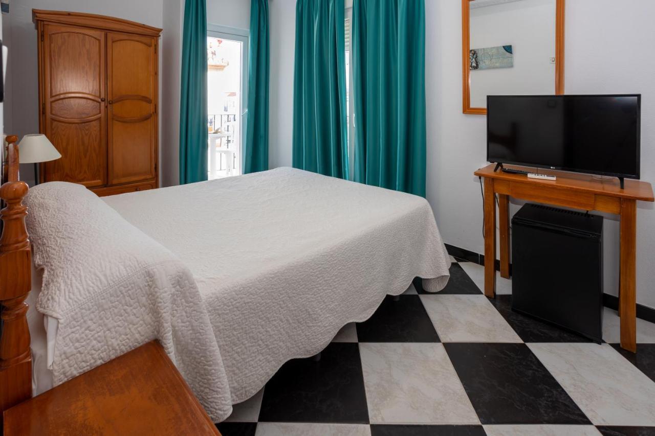 Hotel Oasis Conil De La Frontera Esterno foto