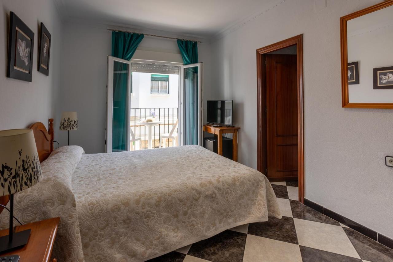 Hotel Oasis Conil De La Frontera Esterno foto