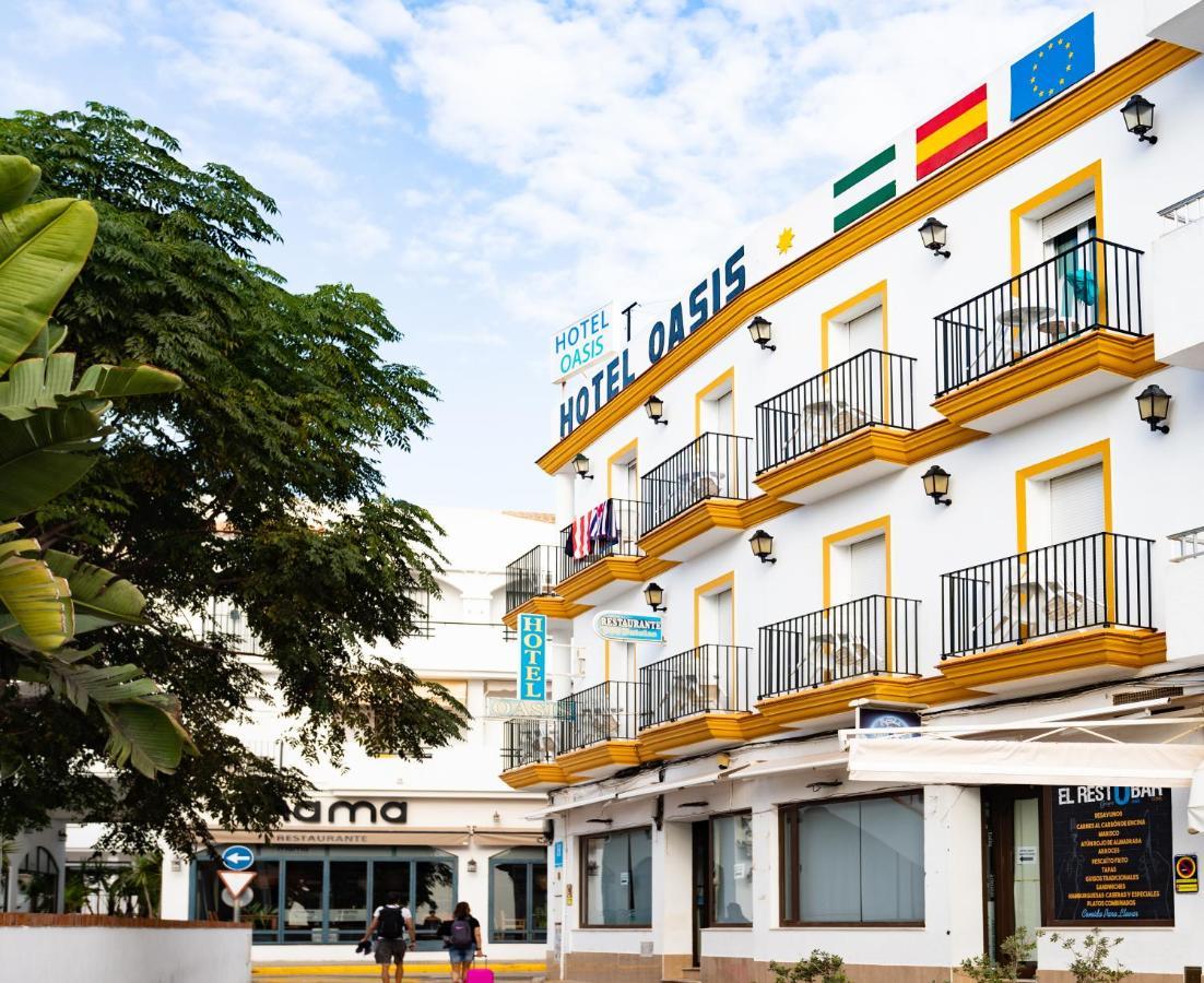 Hotel Oasis Conil De La Frontera Esterno foto