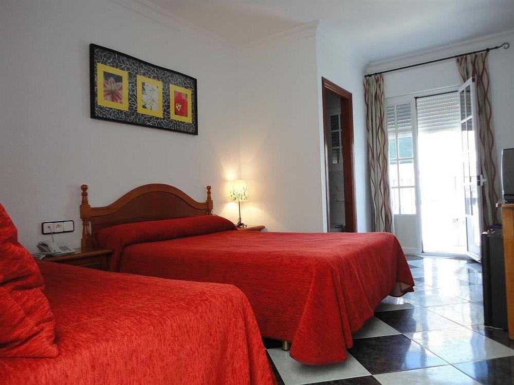 Hotel Oasis Conil De La Frontera Esterno foto
